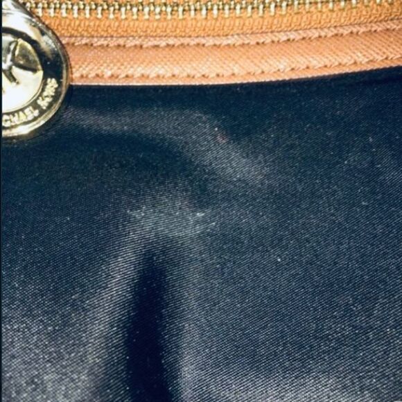 Michael Kors Kempton tote - Picture 10 of 12